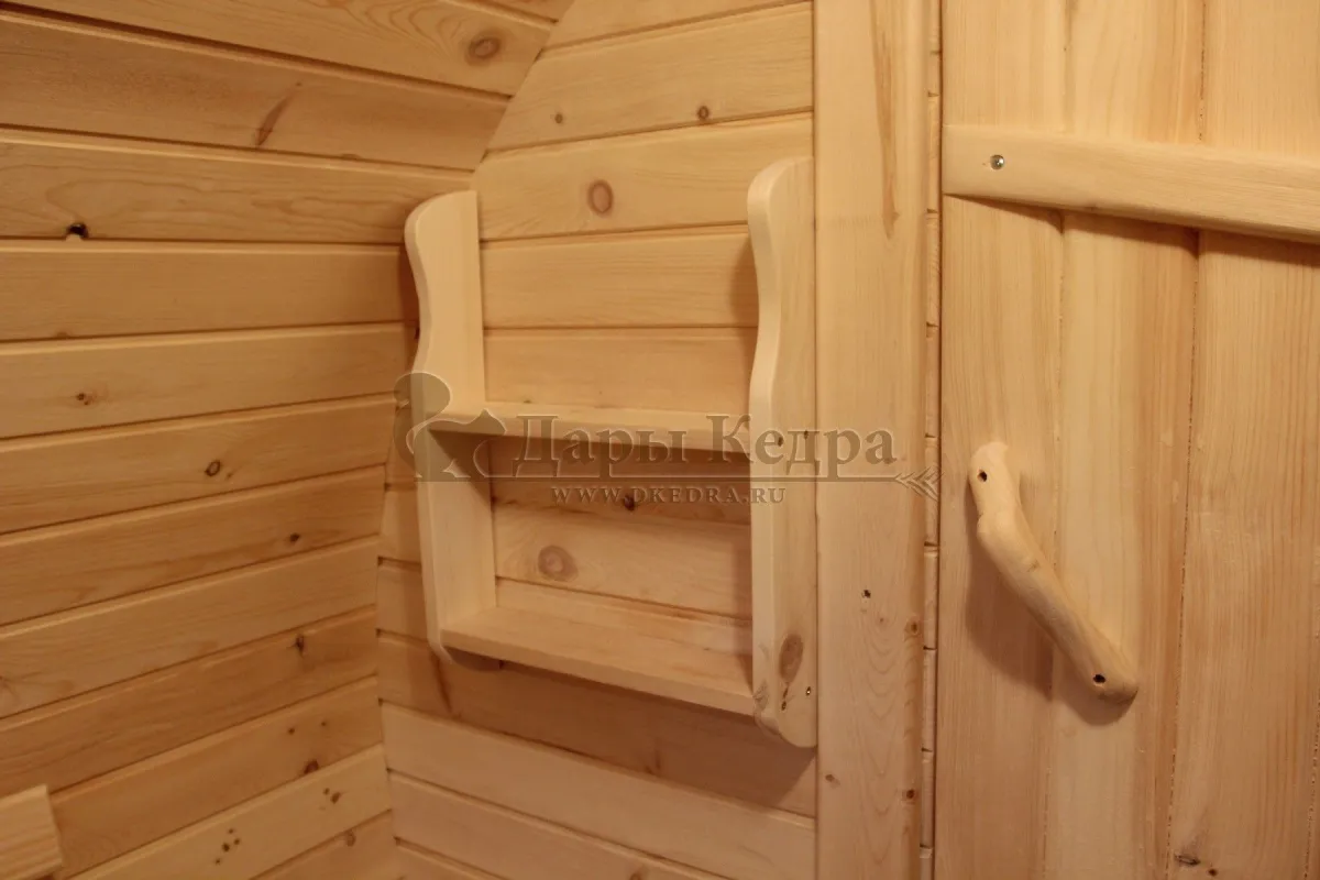 Полка узкая из кедра